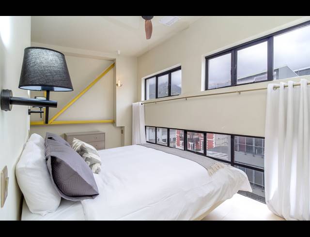 1 BEDROOM APARTMENT TO LET IN GARDENS